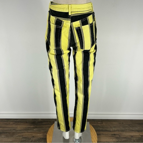 💕BDG Yellow and Black Striped Women's mom Jeans 27x30 - Picture 6 of 13